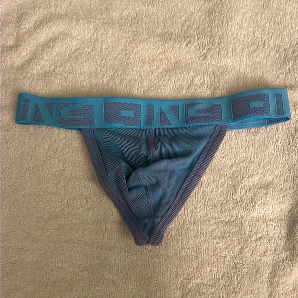 C-IN2 thong